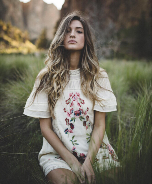 2017-Embroidery-Flower-Spliced-Lace-Dress-Ethnic-New-Woman-Hollow-Out-Lace-Wrinkle-Cotton-Short-Slee-32793465970