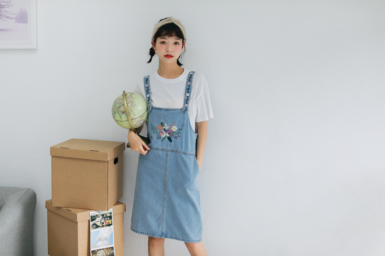 Countryside-Style-Mori-Girl-Fresh-Garden-Floral-Embroidery-Spaghetti-Strap-Dress-Solid-Color-High-Wa-32664822865