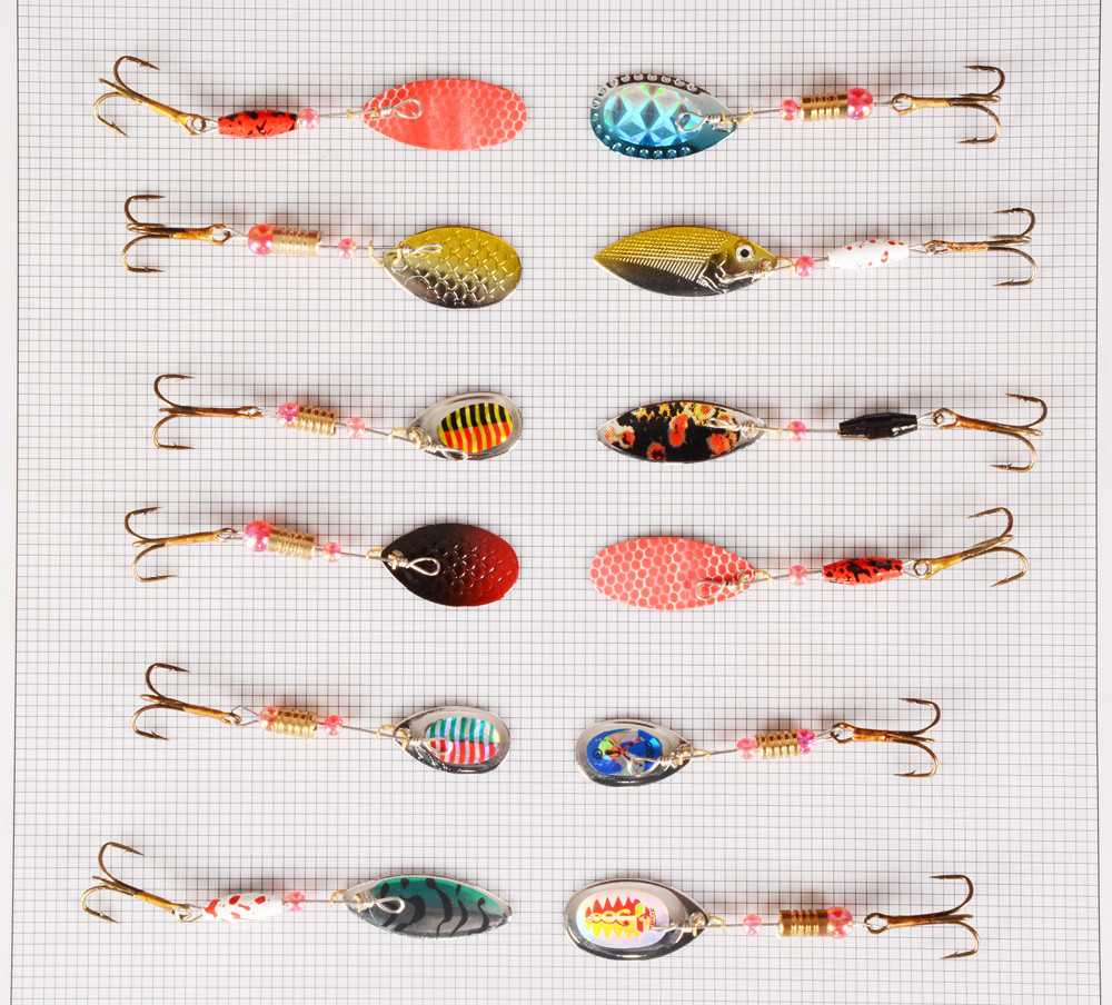Hot-30pcslot-Spinners-Fishing-Lure-Mixed-colorSizeWeight-Metal-Spoon-Lures-hard-bait-fishing-tackle--32230131849