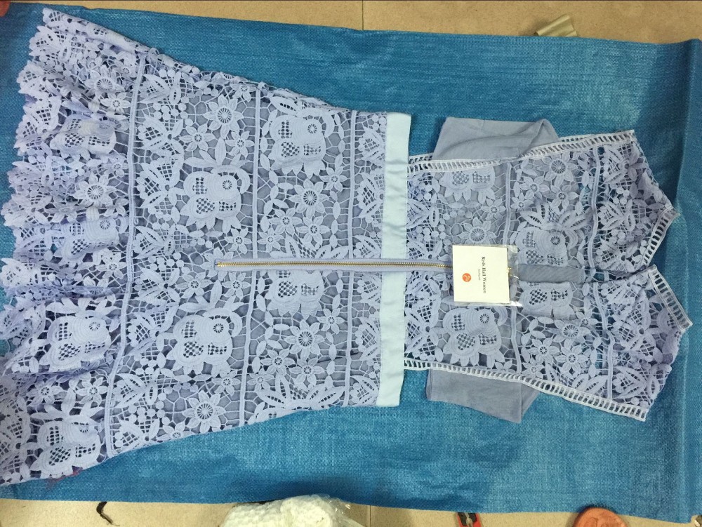 SMTHMA-2017-women-fall-runway--T-fashion--runway-lace-dresses-elegant-lace-patchwork-dress-designer--32389856943