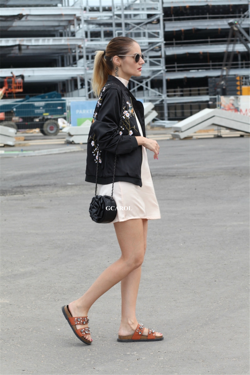 Women-New-Plum-Blossom-Floral-Embroidered-Jacket-Fashion-Euro-Style-High-Quality-Overszied-High-Qual-32674075431