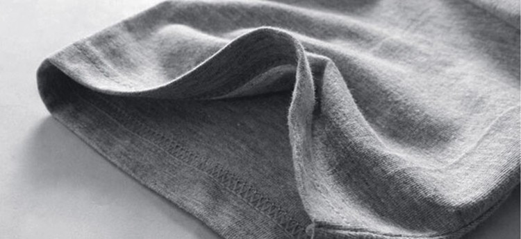 Women39s-Kylie-Jenner-Galore-Poster-T-shirt-32779330865